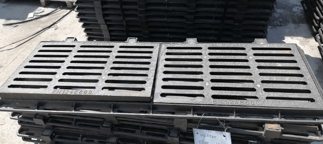 庆阳球墨铸铁连体双篦展示